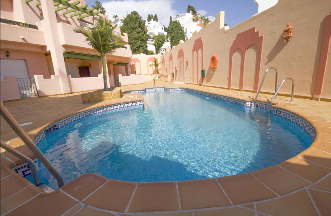 Albi B&B Burriana Beach Nerja Buitenkant foto