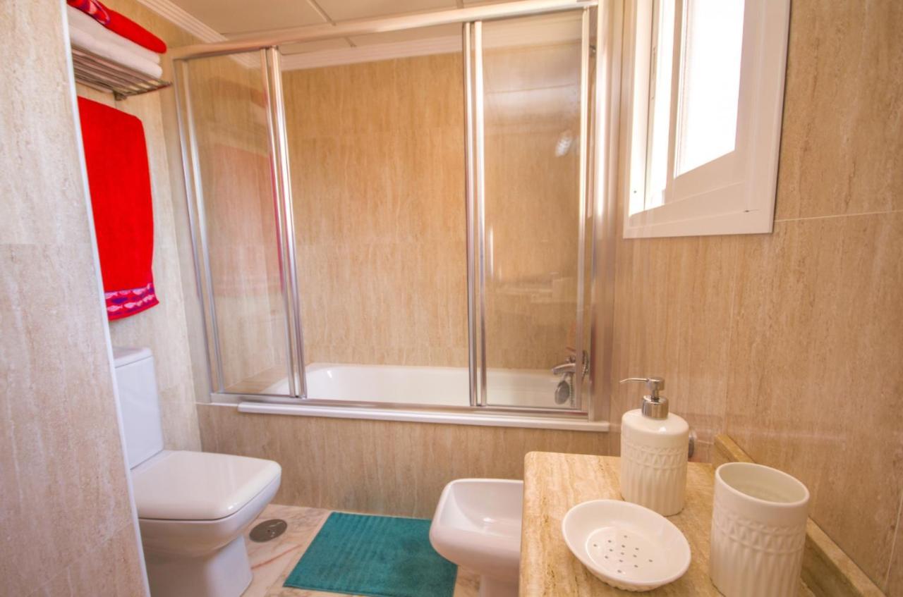 Albi B&B Burriana Beach Nerja Buitenkant foto